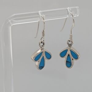 925 Silver Earrings with 3 PS Turquoise stones.